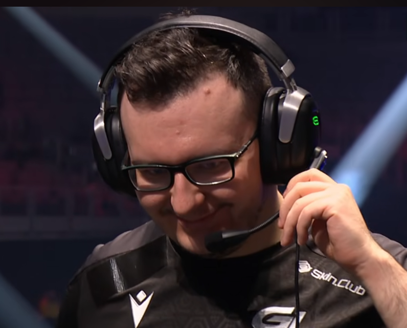 Bartosz tweet media
