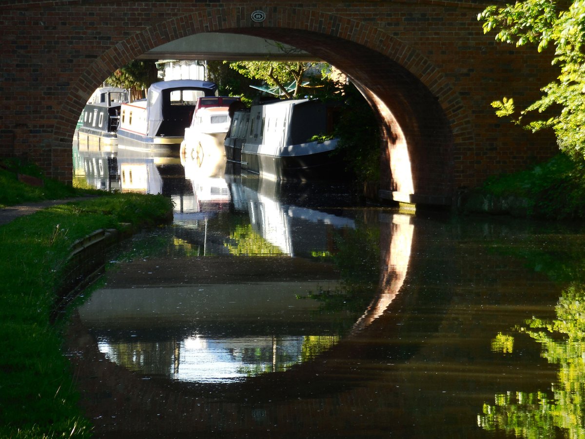 retired_tom's tweet image. My photos from #May 2018

@CanalRiverTrust #GrandUnionCanal #MiltonKeynes #Soulbury #LeightonBuzzard #Lock #Bridge #Narrowboat #Reflections

#Canals &amp;amp; #Waterways can provide #Peace &amp;amp; #calm for your own #Wellbeing #Lifesbetterbywater #KeepCanalsAlive