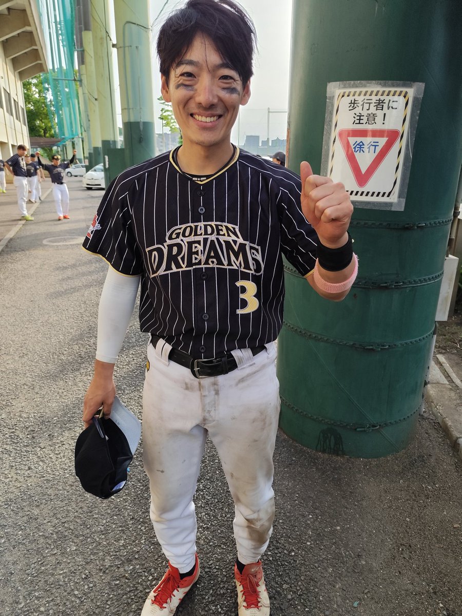 popwteacher's tweet photo. 川口ゴールデンドリームス・下嶋浩平内野手(仙台二高〜東京大〜横浜金港クラブ〜一球幸魂倶楽部)。
今日もセカンドからレフトに行ったり、バッティングでも大活躍の下嶋選手。お元気そうでよかったです！ https://t.co/DnaxlHZQ1S