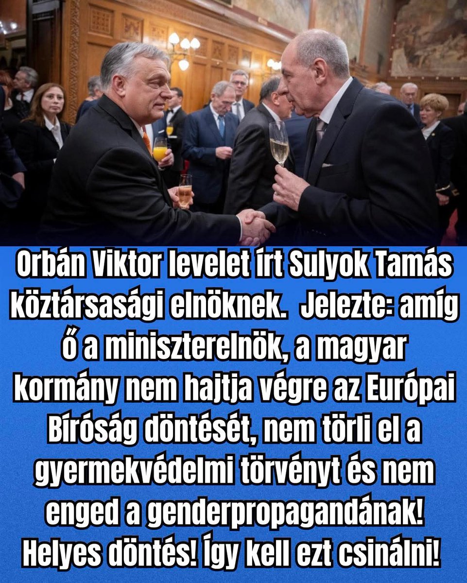 Lipsisimogató plüssbalta tweet media
