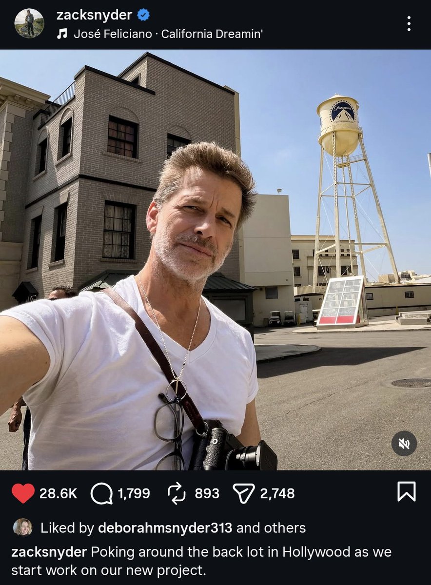 NeilWoods_'s tweet image. Day 157 of tweeting #RestoreTheSnyderVerse until it's restored.