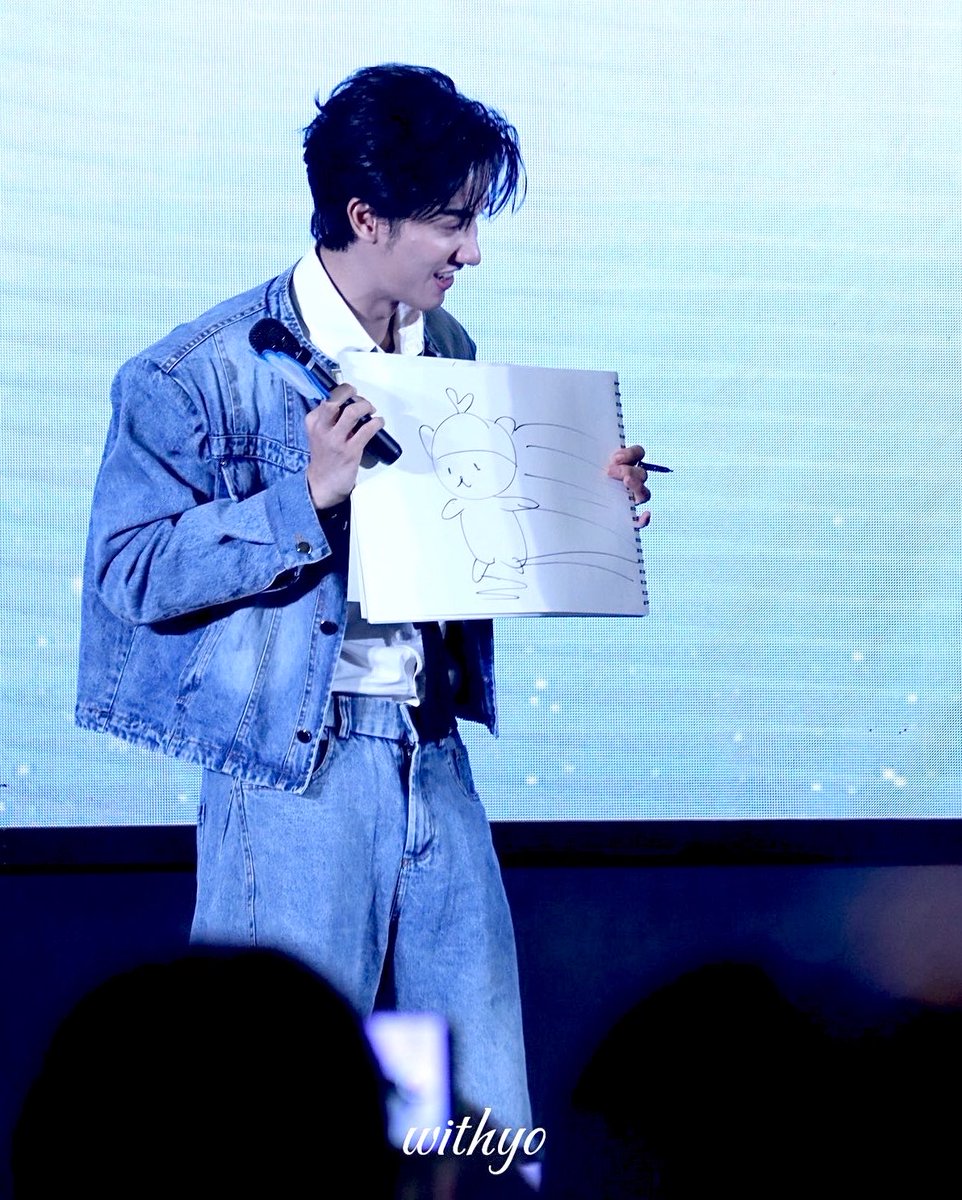 suntaythi's tweet image. super cute 🎨

TAYSAN IN SHANGHAI
#Tayfansignwithpolcasan
#Tawan_V #POLCASAN

papa’s drawing san 🩵                 san’s drawing papa 💙