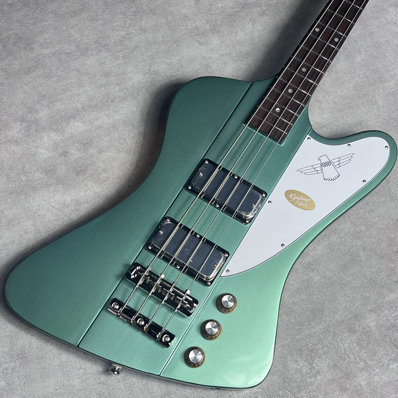 OtaichiGakki's tweet photo. 新品商品入荷しました‼️
Epiphone Thunderbird '64 Inverness Green

オリジナルのスペックを細部まで再現👍ステージ映え間違いなしのインバネスグリーンカラーがスーパークール😎😎

＃Epiphon ＃Thunderbird #Bass https://t.co/KNJmRxomJF