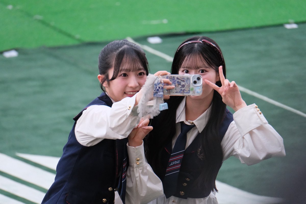 AKB48　秋山由奈　2ショット写真会場限定 お守り　おまもり爆レス祈願ver. 2026.05.02 記念撮影 秋山由奈(@yunachan_akb48 )ちゃん 八木愛月