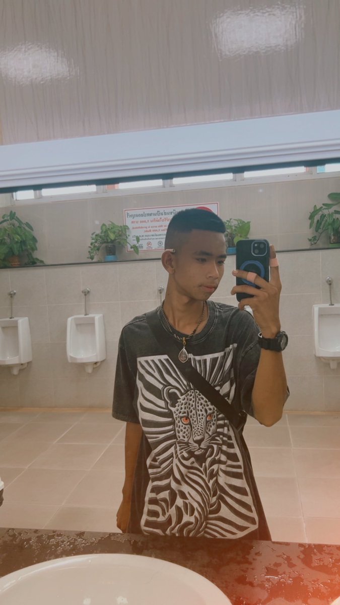 ดุ๊กกดิ๊กเองไงจะใครล่ะ🫥😈 tweet media