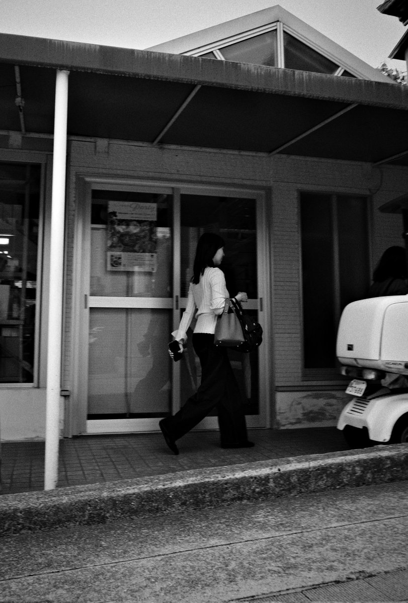 wao_camera's tweet image. 清荒神参道

GRⅣ monochrome
#GR4monochrome #SnapShot 
#monochrome 
#streetsnap