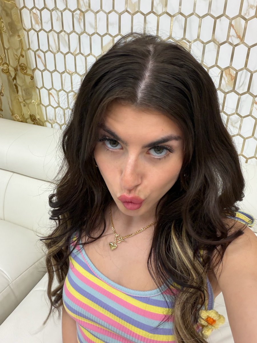 RT @thegalritchie: Everyone tell me something nice, it's my birthday ...