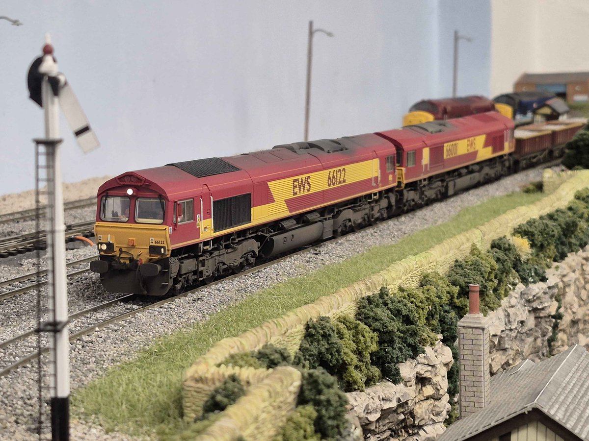 Redwater Train Care Depot #TMRGUK tweet media