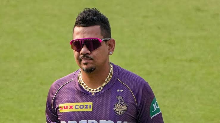 Now we know why BCCI never questioned his action because he never give sand off to batters