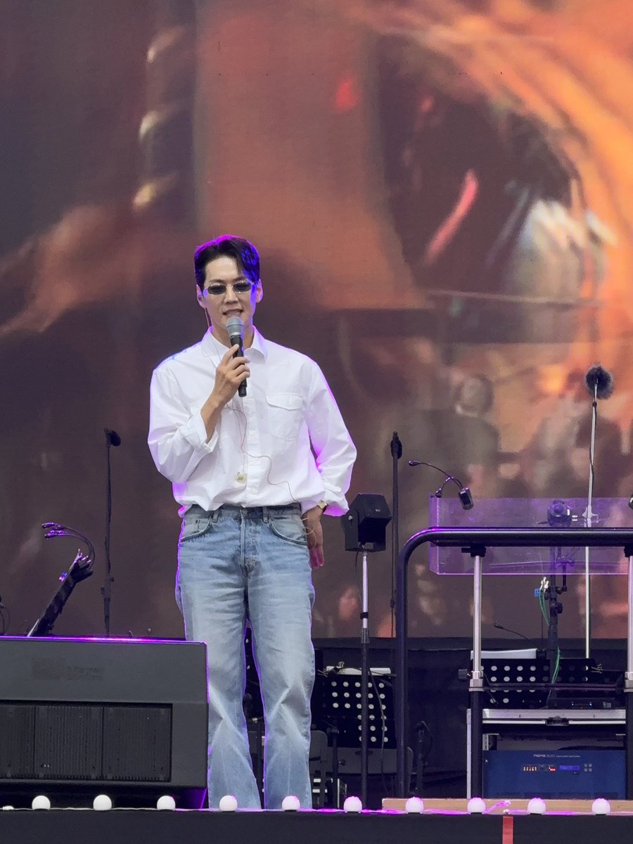 앙~◠‿◠ tweet media