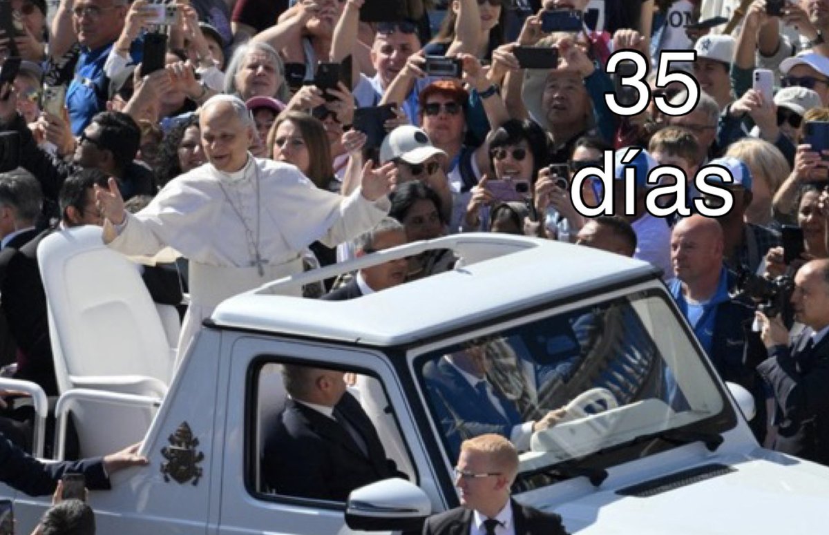 FeEspana's tweet image. Quedan 35 días para que el #Papa #LeónXIV llegue a #España!!

Imagen de su Santidad el pasado Miércoles en la audiencia general recorriendo la plaza de San Pedro en el papamovil.