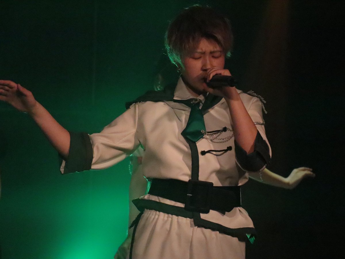 「Star's light at Stage Vol.91」 in ポルックスシアター!

Evil Charm!
いつも通り、全曲ノンストップ♪
激しいダンスと歌とEvilの空気感をたっぷり披露した後はワイガヤトーク☆彡
この入れ替えがまたお見事( *ˊᵕˋ*)

「まだ喋ることある？」→「もうええわ!」の流れ最高でしたww(ﾉ∀`)
