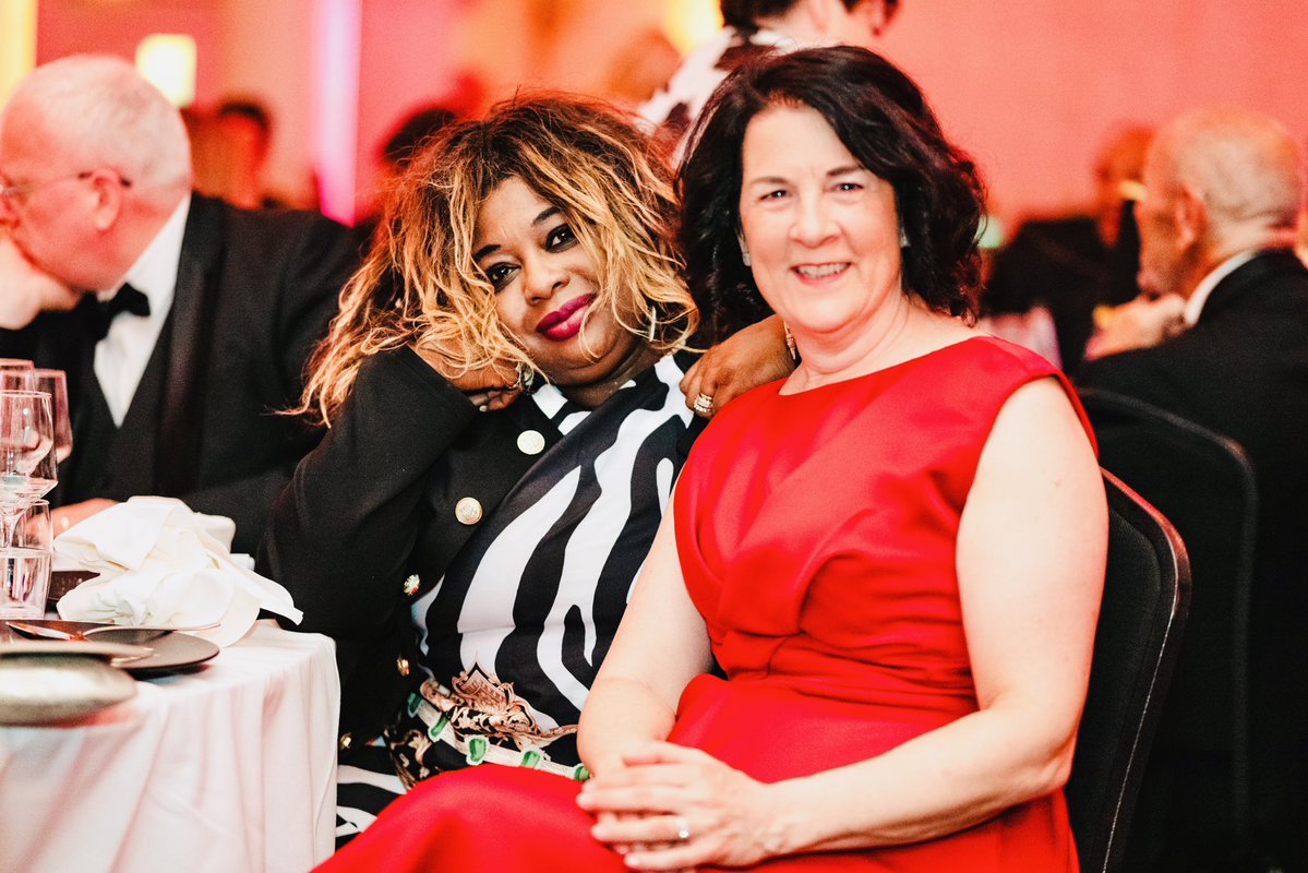 ZebraPartnrship's tweet image. #NewYork based Amanada Pullinger attended the #CMIiPresidentsDinner at the #Waldorf in #London pictured here with CMI Regional Chair and #CMIWomen Committee Deputy Chair. Carol Ann Whitehead CMgr CCMI @Zebra_carol - Amanda &amp;amp; Carol Ann are both on the committee, both brewing ideas