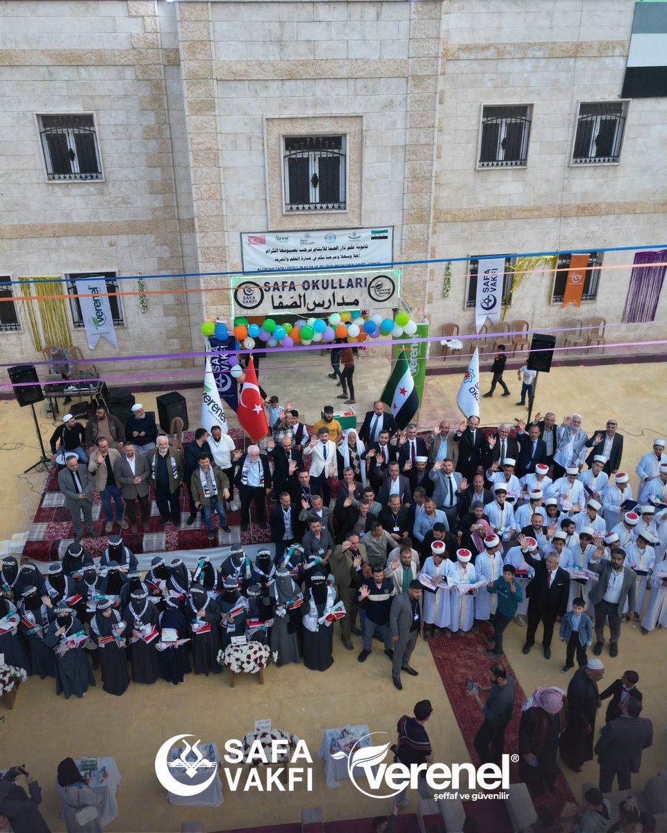 SafaVakfi's tweet photo. 📍 Suriye / Afrin Safa Okulları

Afrin Yetim Kompleksimizde gerçekleştirdiğimiz Hafızlık İcazet Töreni'nin ardından, bu anlamlı organizasyona katkı sunan, emeği geçen ve dualarıyla destek olan herkese gönülden teşekkür ediyoruz.

#Verenel #Afrin #Suriye #Hafızlıkİcazet https://t.co/rHqJuRvCKS