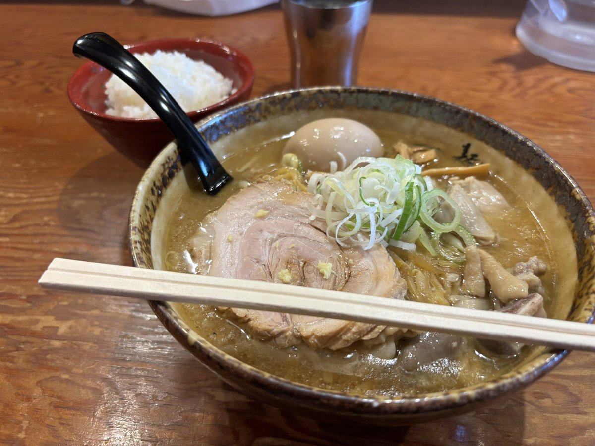 山田サングラスこーしニキ😎 tweet media