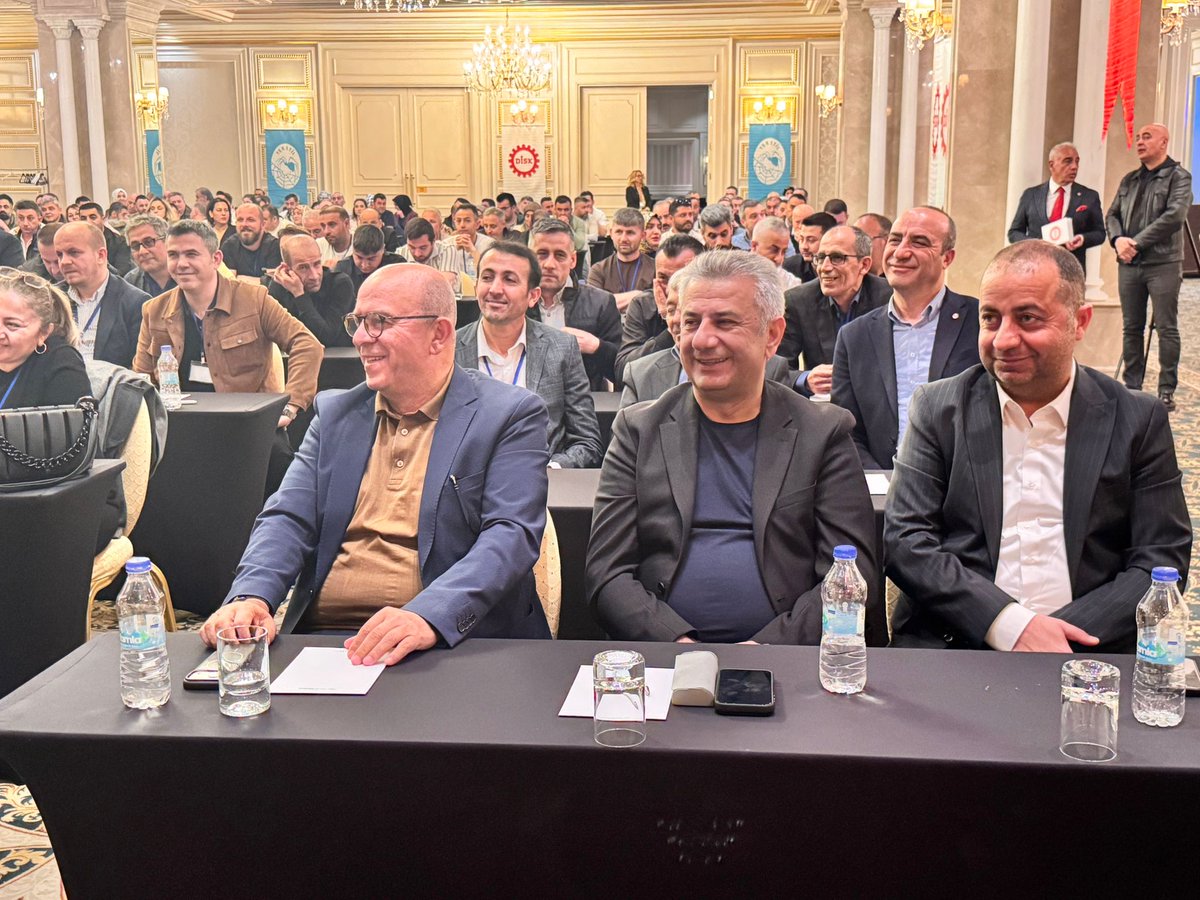 diskinsesi's tweet photo. DİSK Genel Başkanı Arzu Çerkezoğlu, DİSK Genel Sekreteri Tayfun Görgün, DİSK Genel Başkan Yardımcısı Remzi Çalışkan, DİSK Genel Başkan Yardımcısı Alaaddin Sarı, DİSK Yönetim Kurulu üyesi Şükret Sevgener Tekstil İşçileri Sendikamızın 16. Genel Kurulu’na katıldı. https://t.co/k9O1wC4KAb