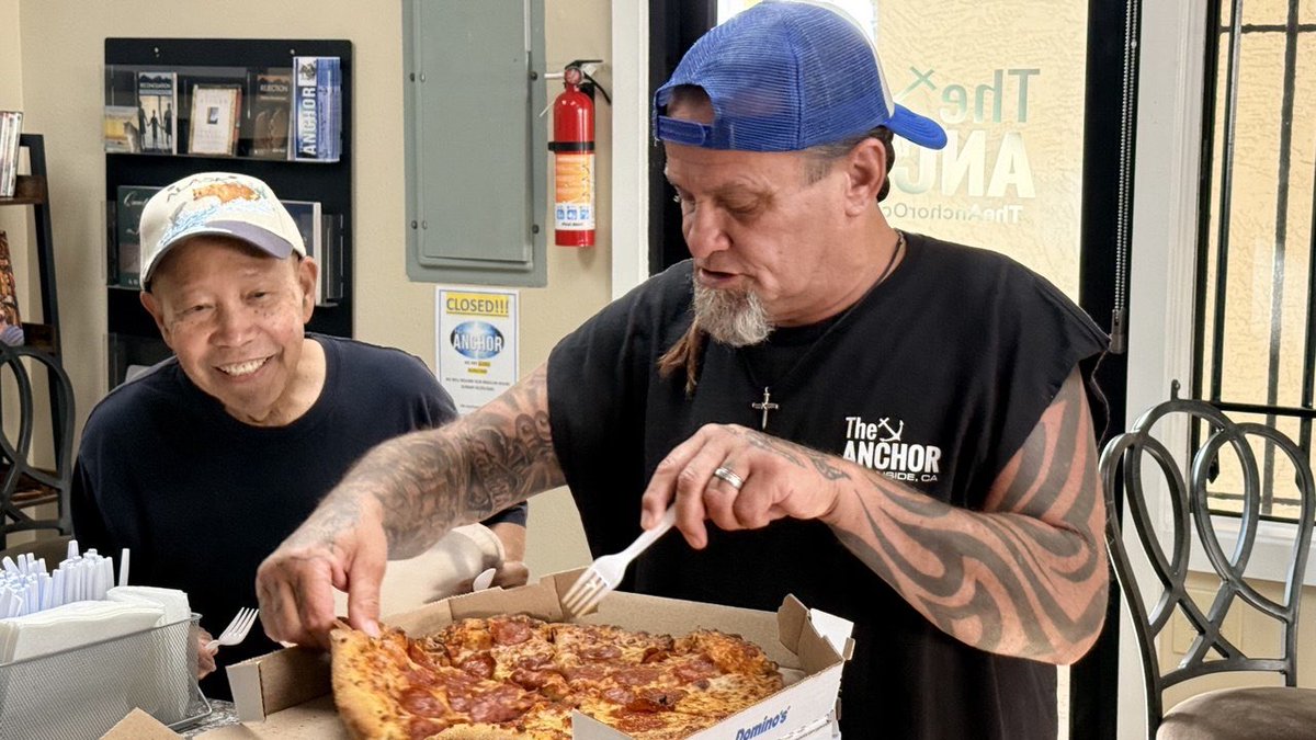 AnchorOside's tweet image. What an amazing Friday Night ✨📸

We shared a wonderful dinner thank you to Domino’s for taking care of us and providing our meal! 🙏

Dinner:
• Pizza 🍕 
• Cake

#photos #fridaynight #biblestudy #moments