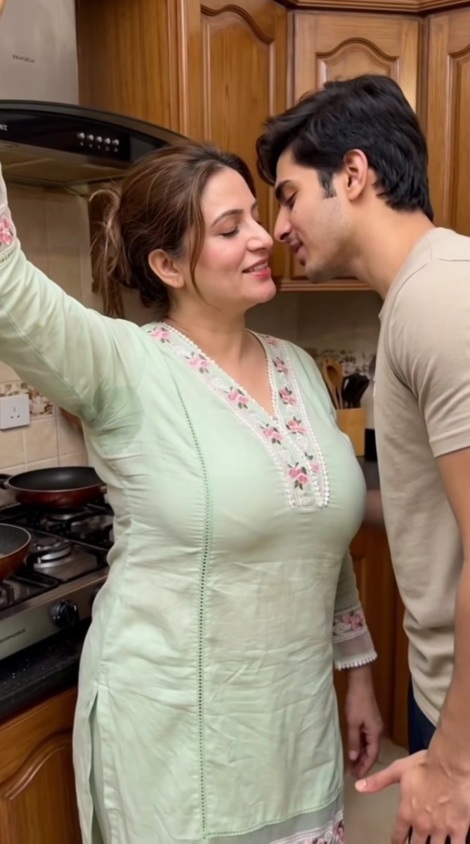 Mehmona Abbasi tweet media