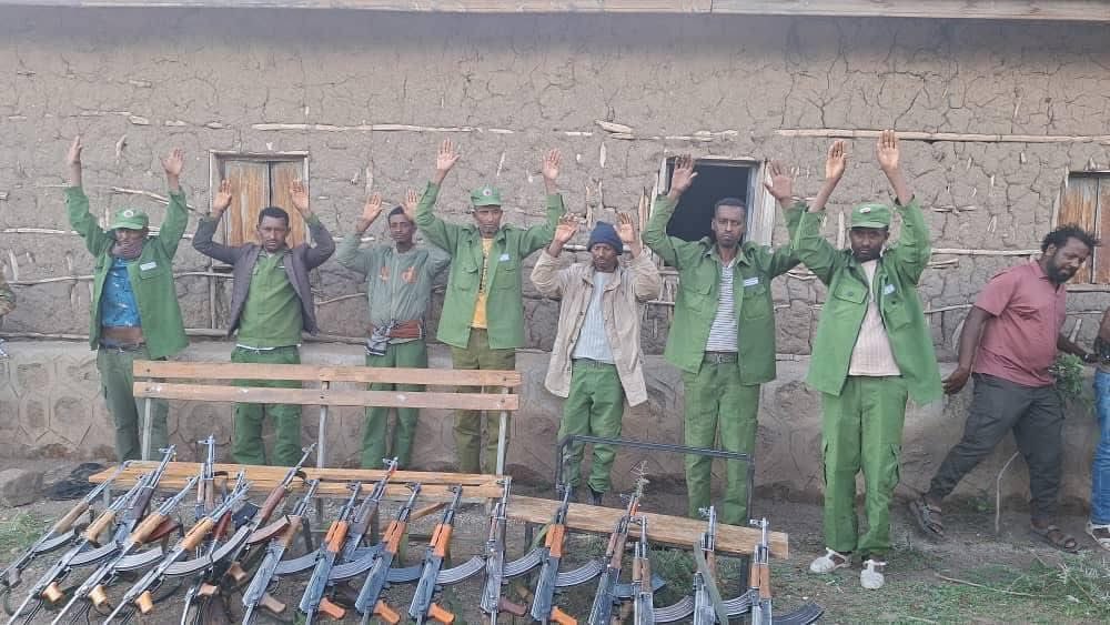 ሳተናው tweet media