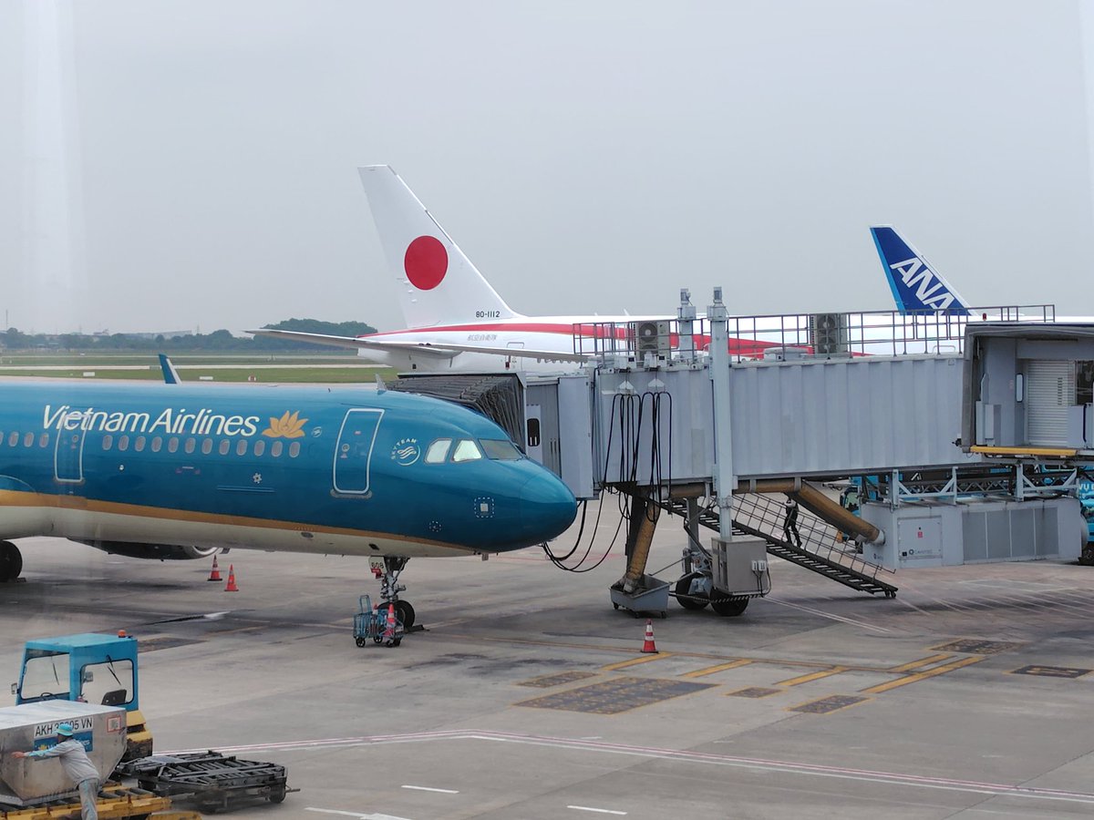 Ansett14's tweet photo. ハノイで遭遇しました😊

ノイバイ国際空港 - Noi Bai International Airport [HAN/VVNB]
2026年5月2日 https://t.co/4ufAsxDkGh