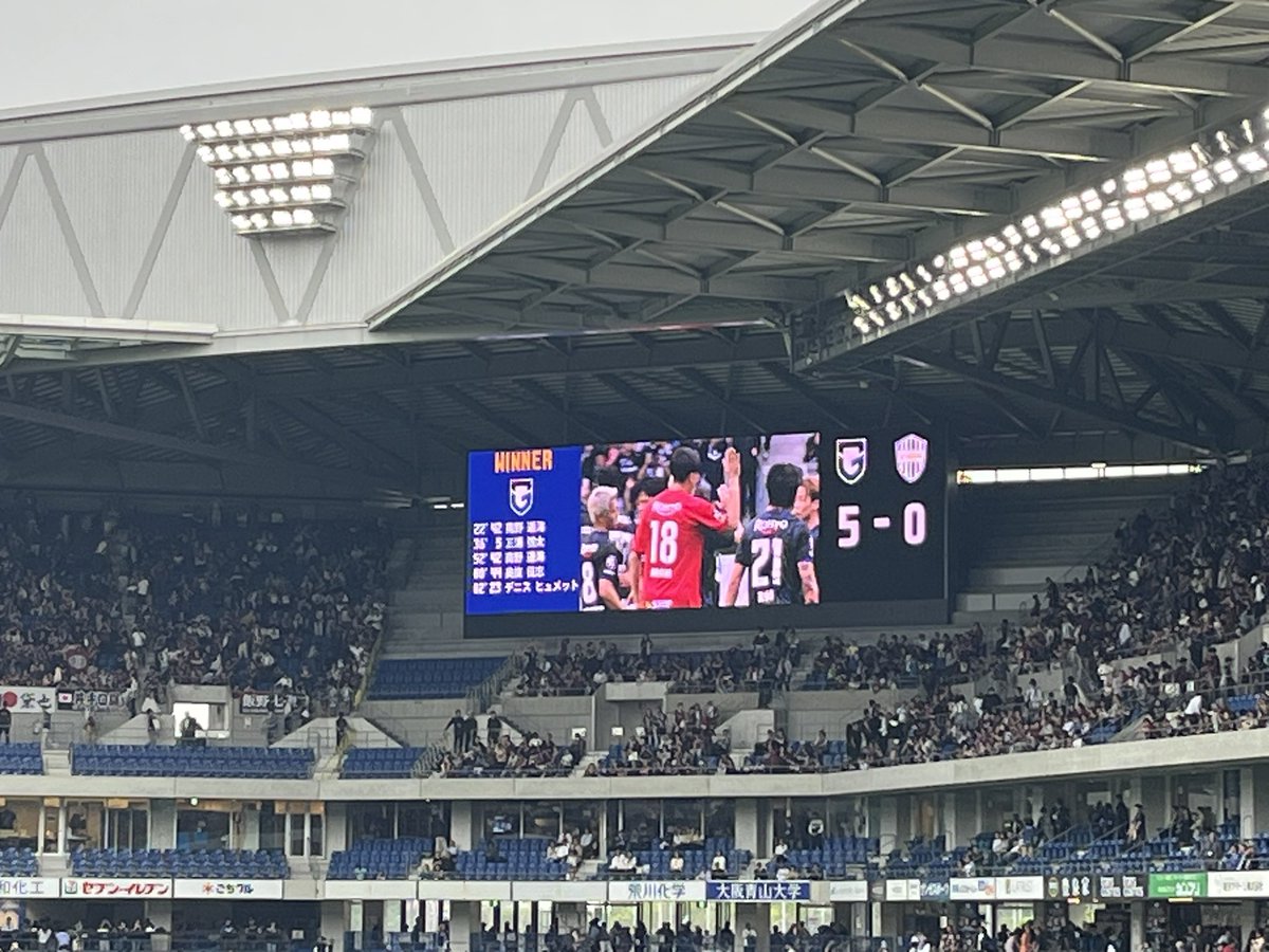 よね tweet media