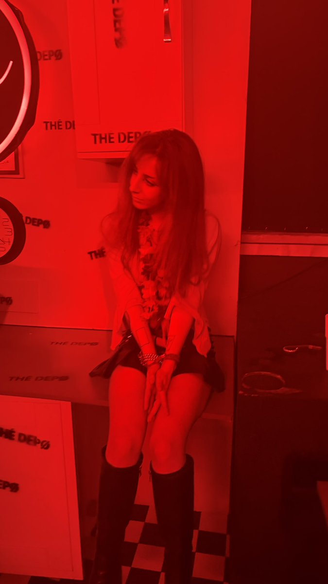 💕𝓰𝓸𝓭𝓭𝓮𝓼𝓼 𝓯𝓸𝔁𝔂💸 tweet media