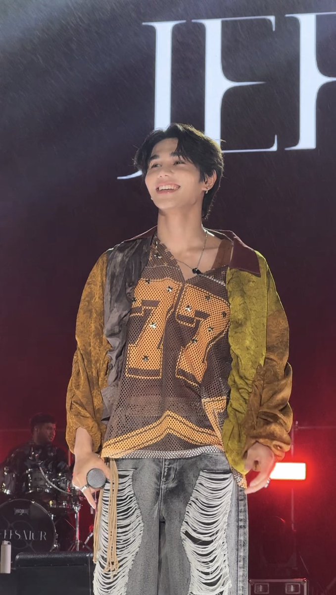 หมวยเล้ก ft.툥툥 tweet media