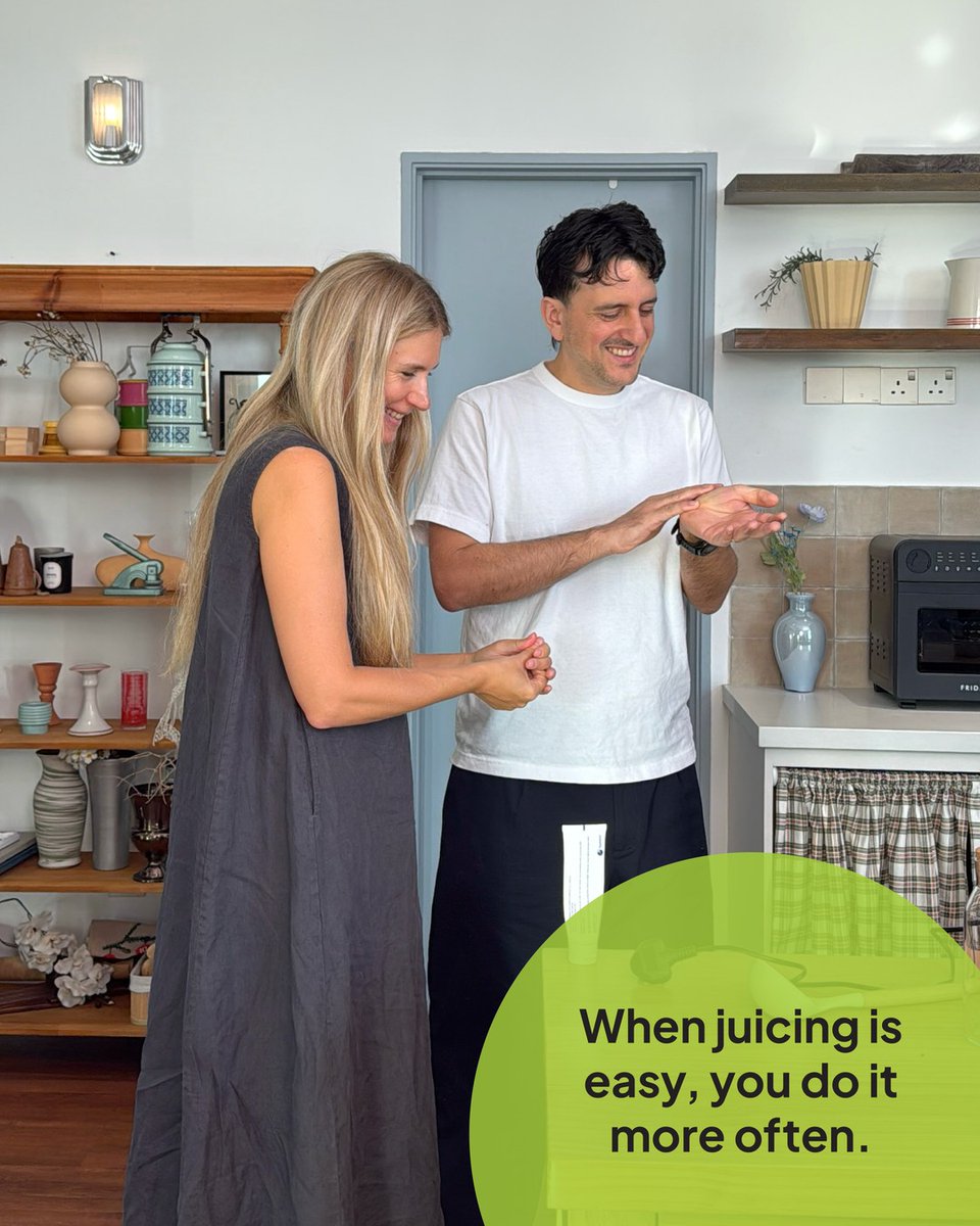 Fridja's tweet photo. Good ideas often start in the kitchen.

Sometimes it’s about making everyday things feel simpler.

That was the thinking behind the f2500 Self Feeding Whole Fruit Juicer.

#Fridja #f2500 #juicer https://t.co/YGRjFixiz9