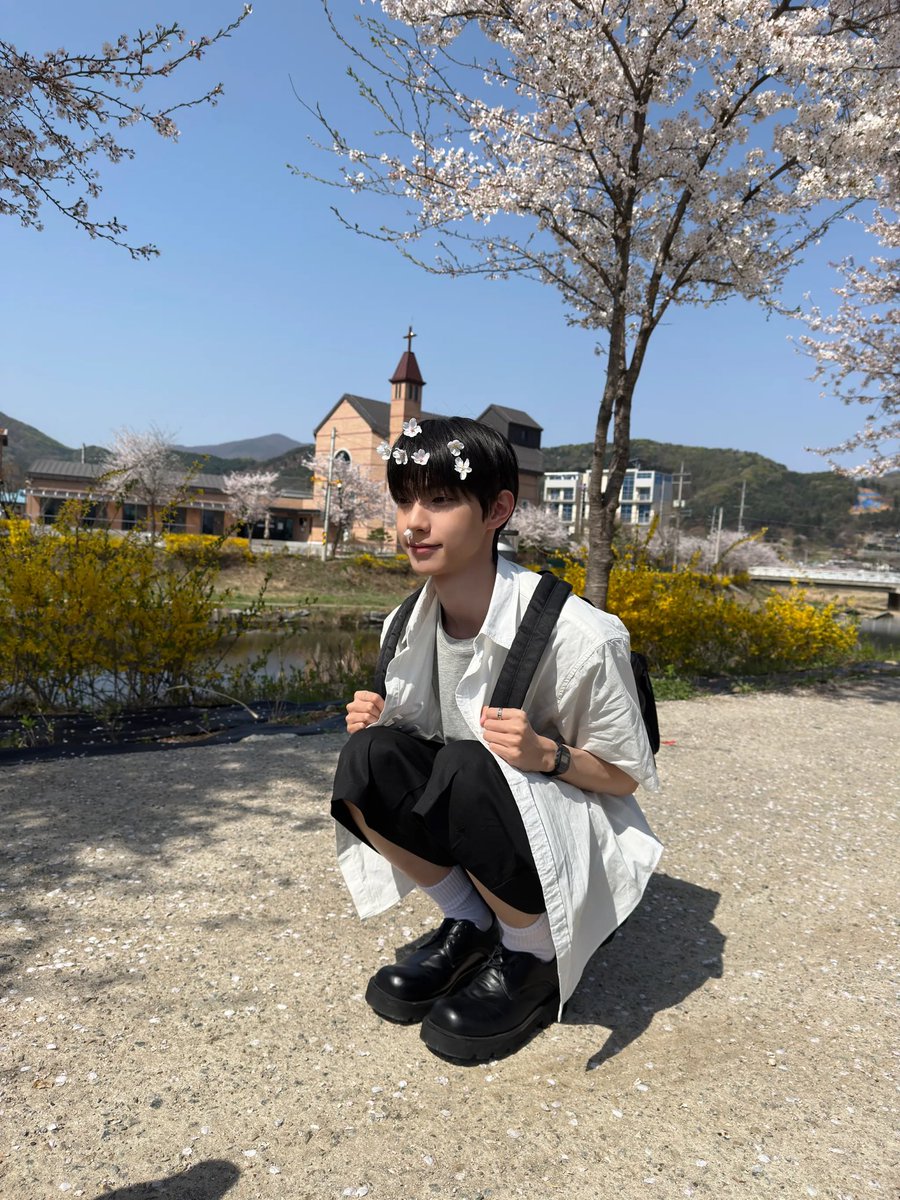ㄴㄱㅁ tweet media