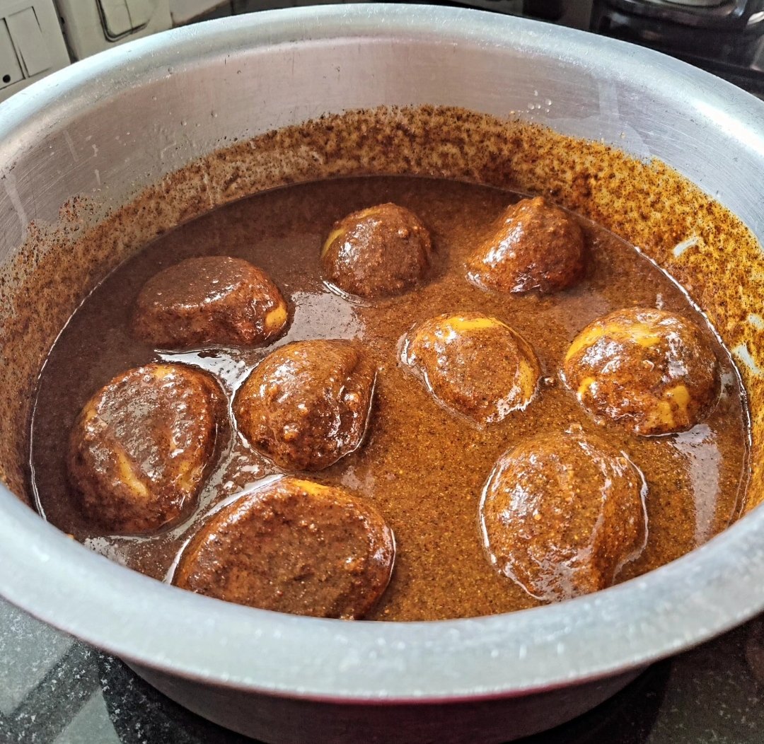 Shelleysub's tweet image. Buffenu: an ancient, Parsi culinary gem. Ripe whole, Alphonso mangoes, cooked and pickled.....

#zarinsssecrets #Parsispicesandcondiments #homemadewithlove #parsifamilyrecipes 
Find us on Instagram @zarinssecrets