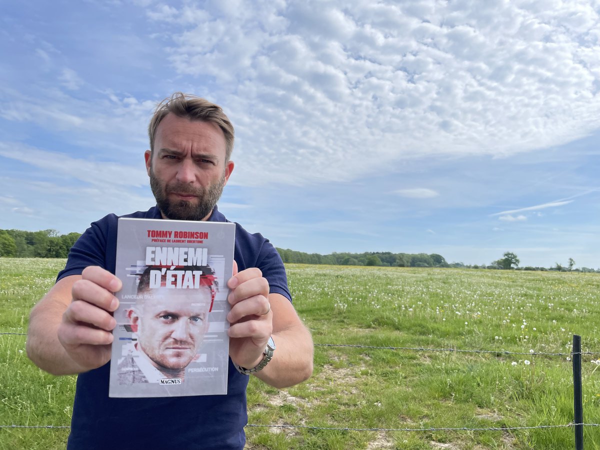 [ALERTE ÉVÉNEMENT] Tommy Robinson traduit en français, ça s'appelle Ennemi d'État, c'est préfacé par Bibi (moi), c'est éminemment explosif et c'est évidemment chez Magnus. Dans toutes les bonnes librairies et sur editionsmagnus.fr