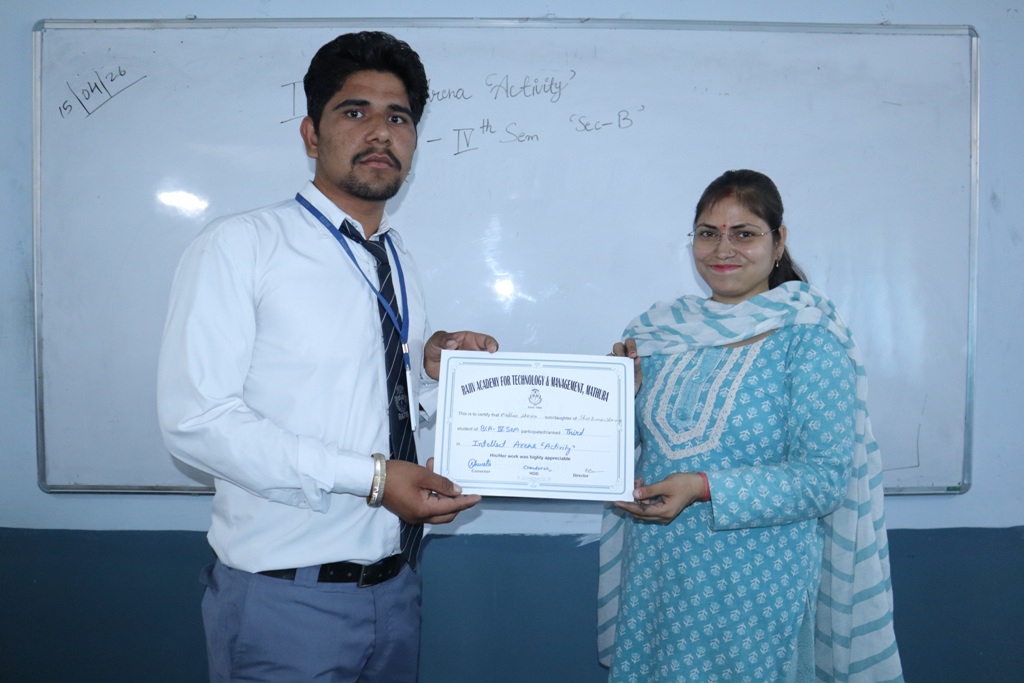 RATM_Mathura's tweet image. Department of BCA 4th Semester students participated in an Intellect Arena activity to enhance thinking ability,  Cognitive and  Brain Training.
First Position: Dushyant Sharma
Second Position: Krishna Gopal 
Third Position: Upendra and Madhav Sharma.
#RATM #ACADEMICS #BEST
