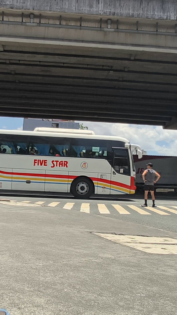 lakadpabango's tweet image. Nakakaiyak ang init

Lakad pa
📍Osmeña Highway
#AMÖI #perfume #summerheat