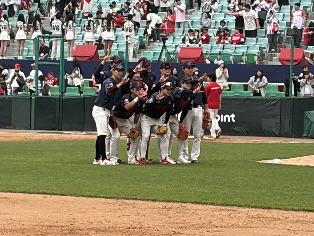 Motoki121cpbl's tweet photo. 現地で初めてロッテの勝ち見れたw https://t.co/FTZcSJq5mq