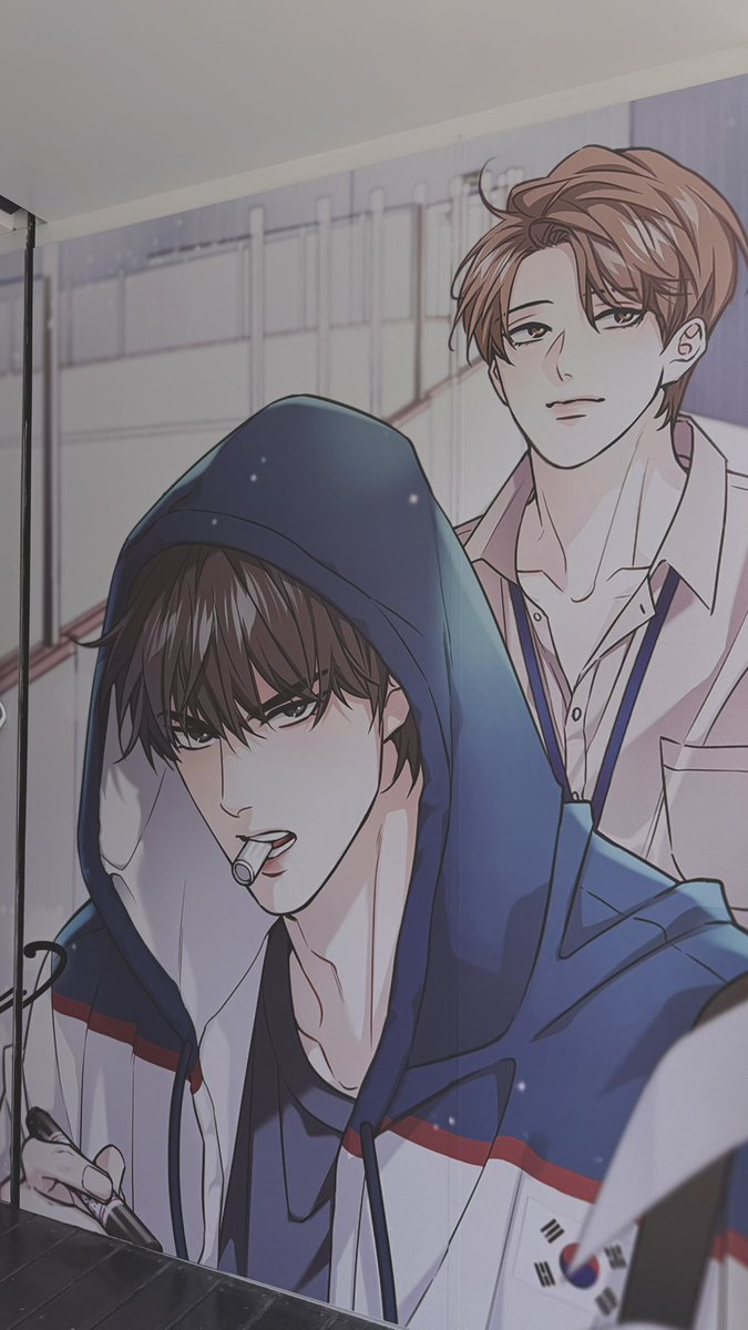 bayst08's tweet image. 𝟐𝟎𝟐𝟔.𝟎𝟓.𝟎𝟐

天氣真的太好了...與前一天溫度差將近10度💦
適逢連假第2天，排隊人潮真的很多，還好主辦發放號碼牌，還貼心的發送冰水🧊

太喜歡피비老師的故事和人物了，這次佈置的背景也讓人讚嘆不已！🥰

#融冰曲線 #해빙곡선 #MeltingPoint #해빙곡선인터미 #MeltingPoint_Intermission