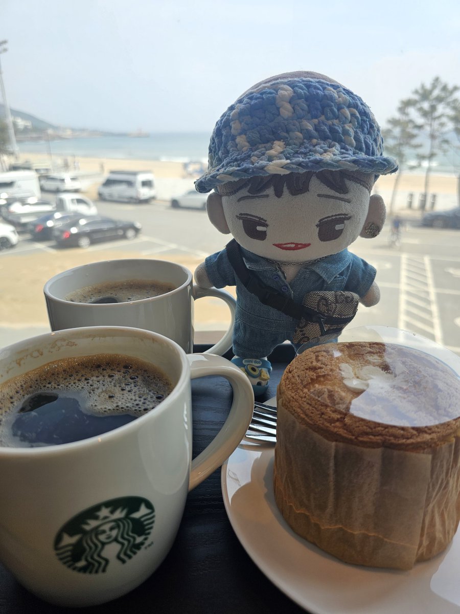나비소녀의365일을 멈춘피터팬 EXO tweet media