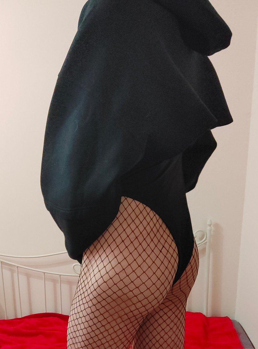 MeowboyX3's tweet photo. Ummm... I really like this bodysuit x3 https://t.co/3BFKIXhrfi
