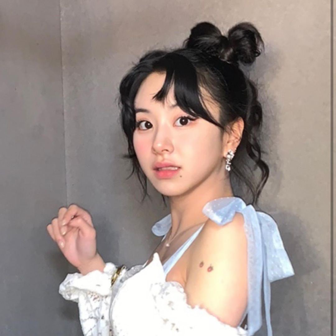 lyn tweet media