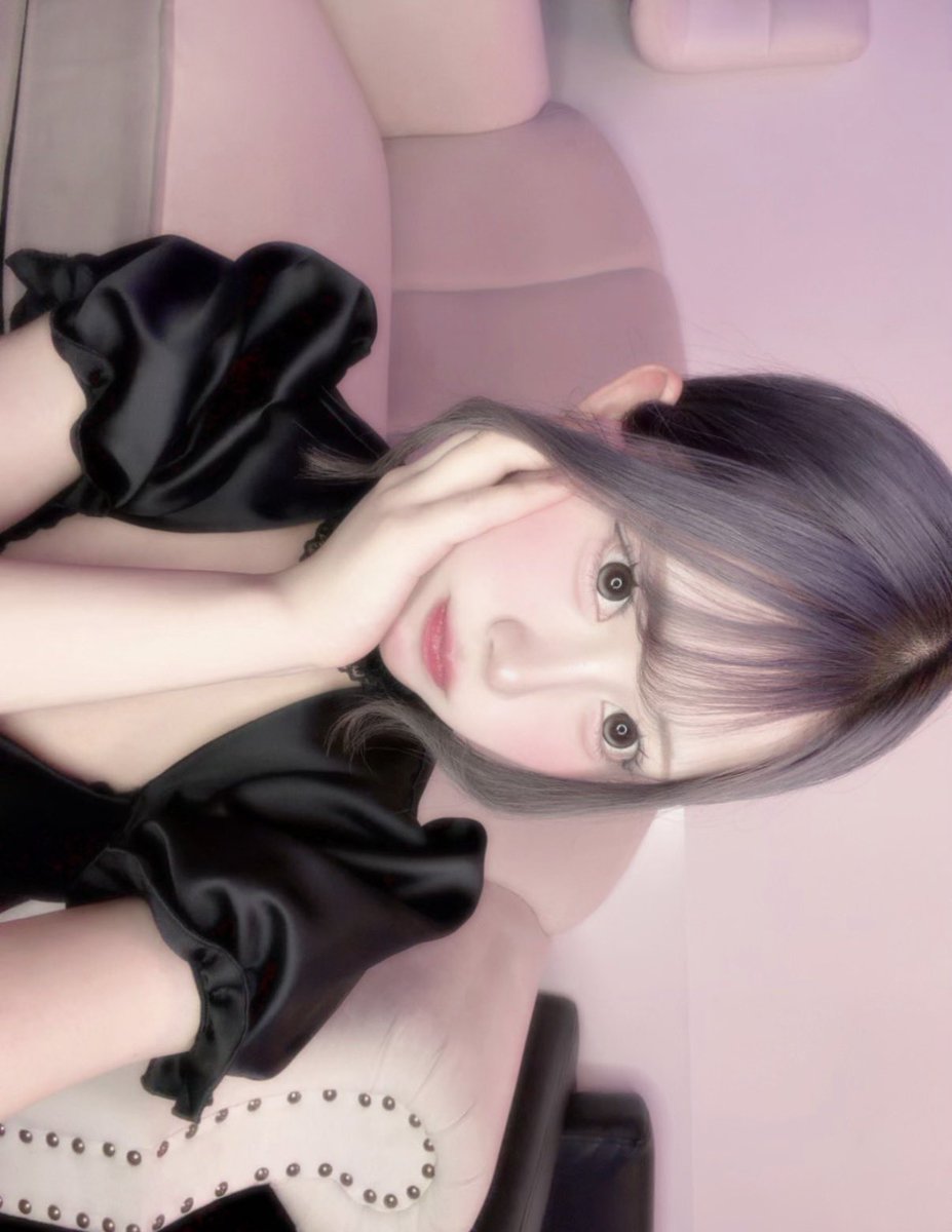りり tweet media