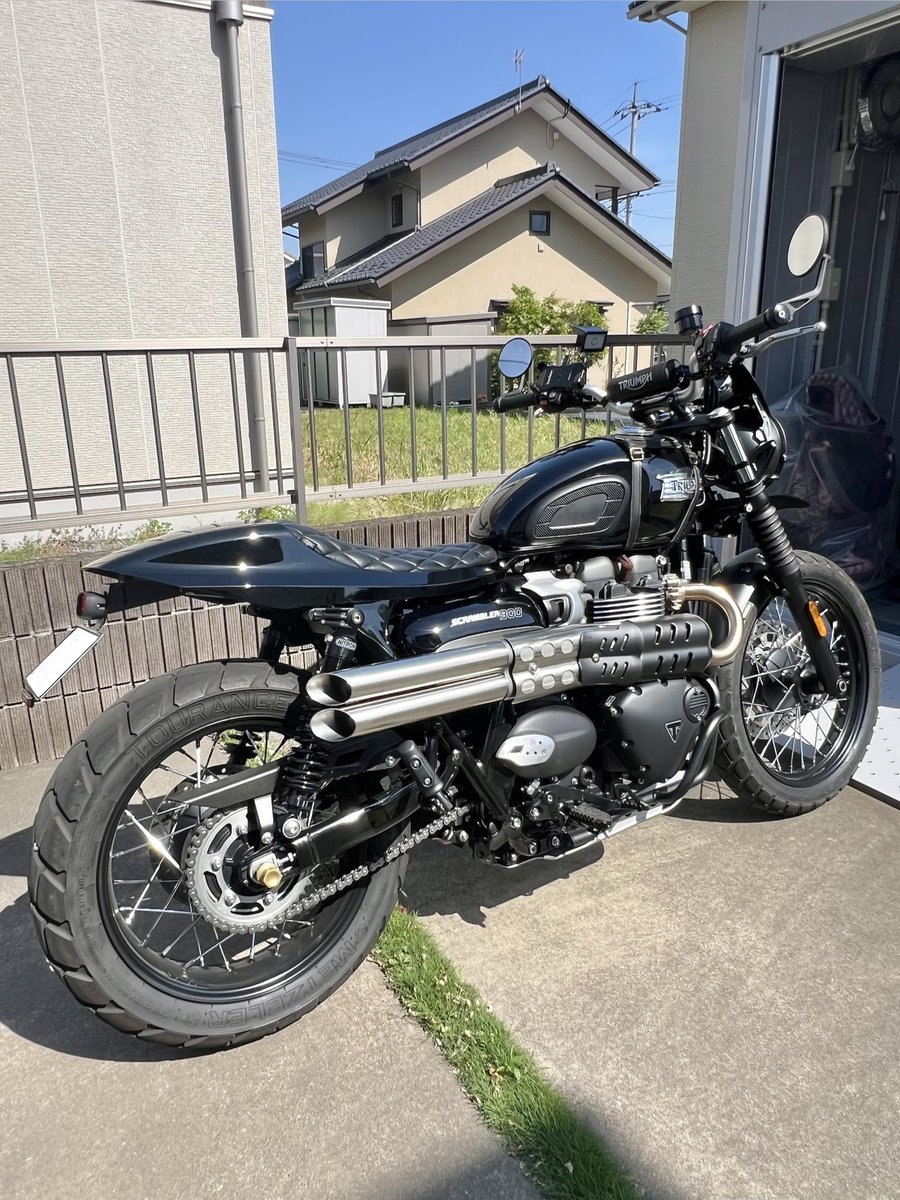 yas_131's tweet photo. 届いたので🛠️
#トライアンフ
#Triumph
#britishcustoms https://t.co/Y8V1yG5BMx