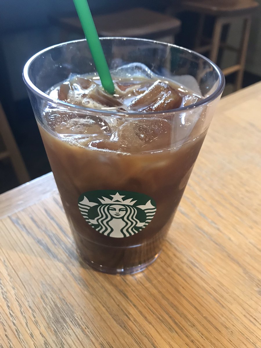 ryunosuke_h's tweet image. #9連勤6日目 終了☕️
もう報告書は帰ってからやろうと思ってタブレットしか持ってきてないわ…
#cafetime 
#icedcoffee #tallsize 
#電源確保 
#水分補給 
#休憩中 
#starbucks #スタバ #スタバなう
#珍しくスタバ #港南台 
#土曜日なのに仕事 #副業おじさん 
#MeTime