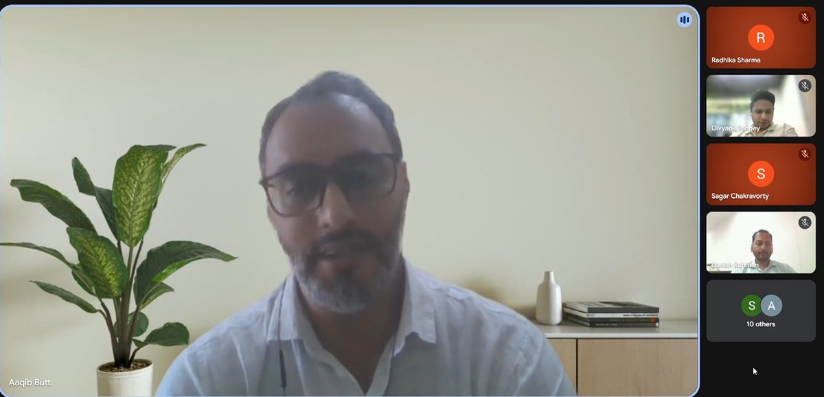 PLAR_India's tweet image. Insightful discussions on media, governance &amp;amp; accountability!

PLAR in collaboration with @prprofessional7 hosted a webinar on “Media &amp;amp; Governance: Issues &amp;amp; Challenges” featuring Dr. Aaqib Anwaar Butt from @sharda_uni .

#PublicPolicy #Media #PLAR #Webinar