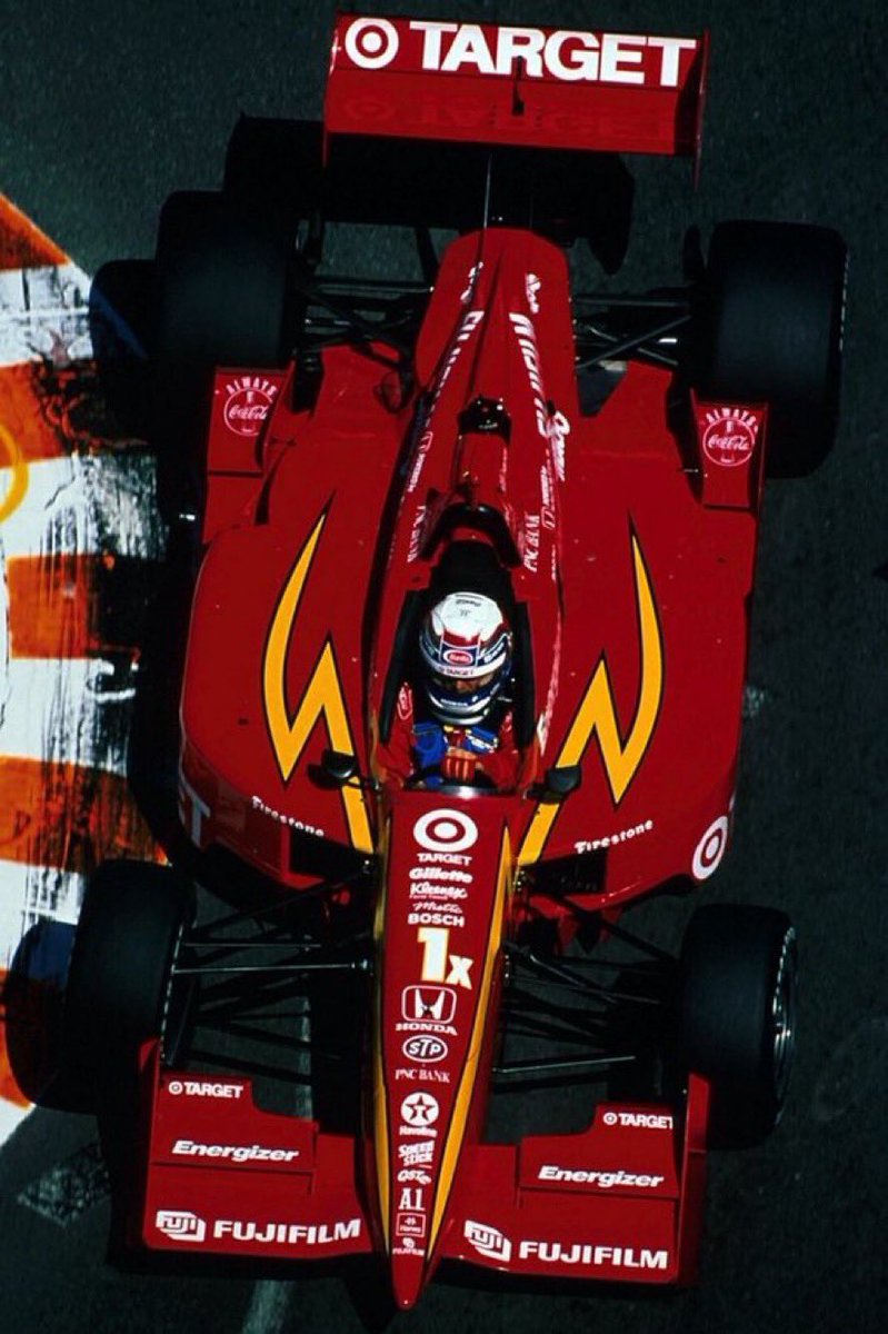serhanacar's tweet photo. Gerçek bir efsane, hakiki bir ilham kaynağı, Formula 1 sürücüsü (Lotus ve Williams), CART (Indycar) şampiyonu, paralimpik (el bisikleti) olimpiyat ve dünya şampiyonu Alex Zanardi hayatını kaybetmiş.   

Tüm hayatı filmlere konu olacak inanılmaz bir mücadeleyle geçti, huzur içinde uyu Şampiyon! 😔
