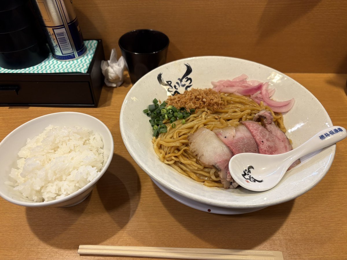 ジョニー tweet media
