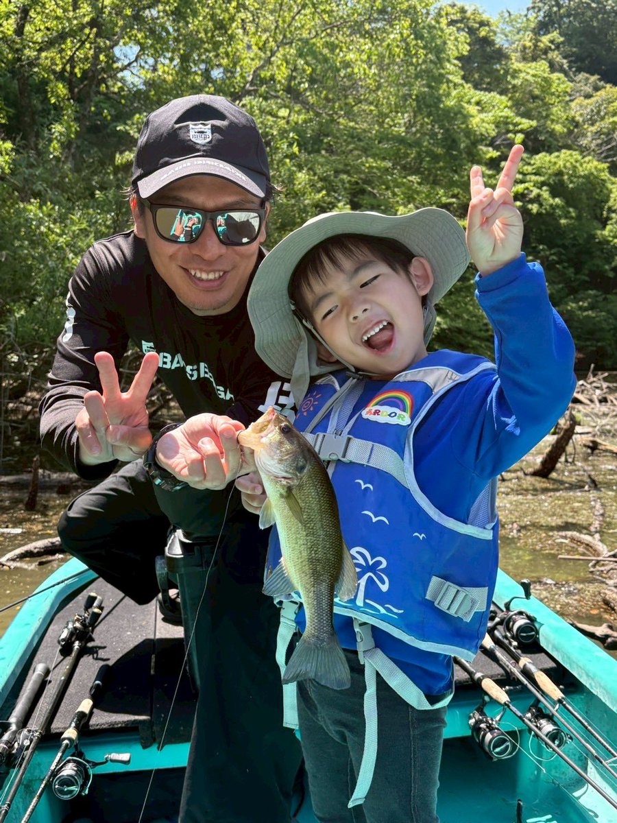 SESnakamura's tweet photo. GW初日は息子とバス釣りDAY https://t.co/tFHoFAX4pp