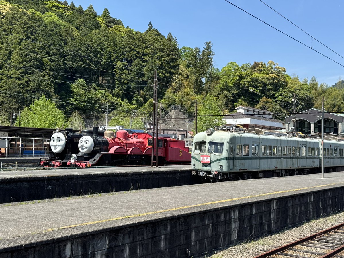 JM768597645's tweet photo. 夢の吊り橋と大井川鉄道🚃
絶景だったけど歩きすぎてぐったり💦 https://t.co/Oc9HAVKokf
