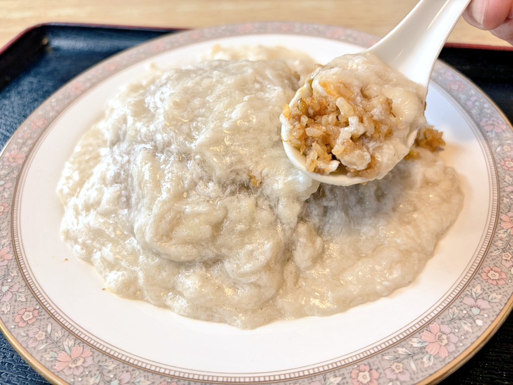 azumaya3daime's tweet photo. Does this look real to you…?
We recreated the Egg White Ankake Sichuan Fried Rice from Cooking Master Boy (中華一番！極).
Have you ever seen a dish in a manga and thought,
"I need to try this at least once in my life"?
 #ChūkaIchiban
 #CookingMasterBoy https://t.co/ph7DcARCaF