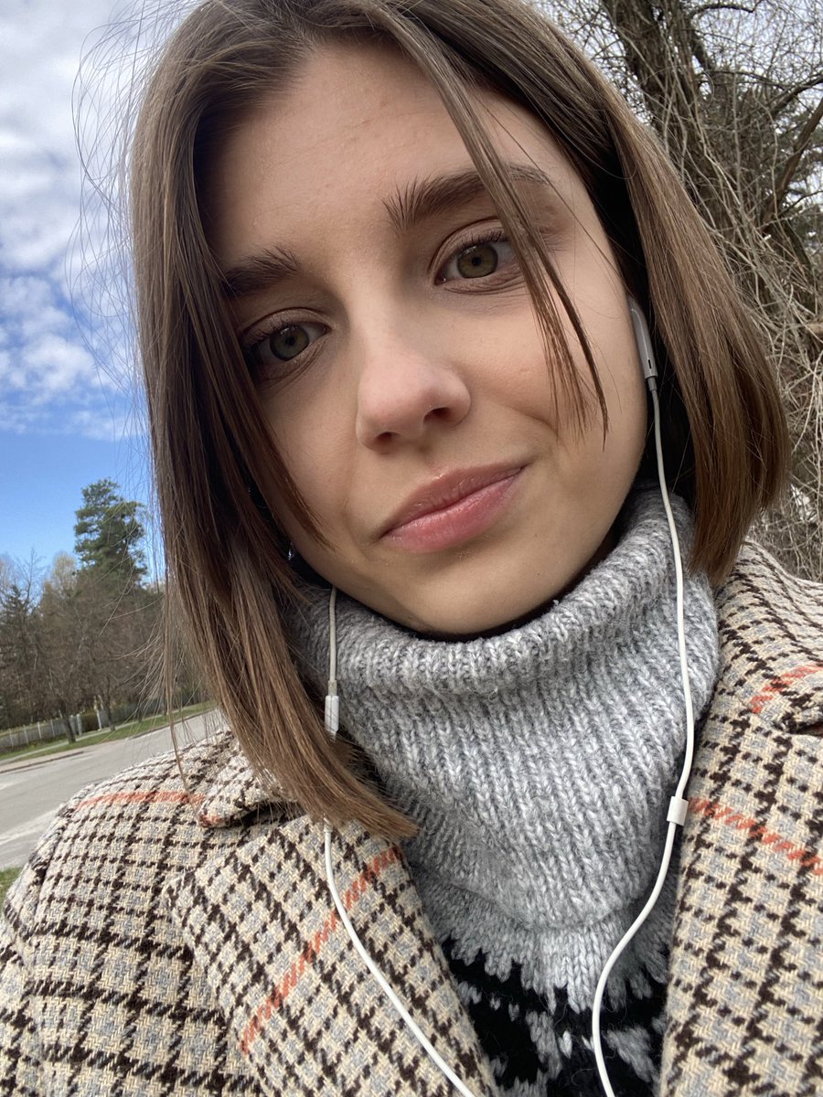 Lizie tweet media