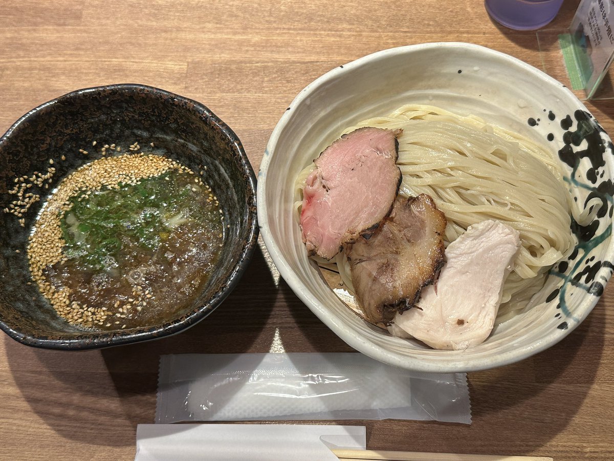 Yoshihiro Nishikawa tweet media