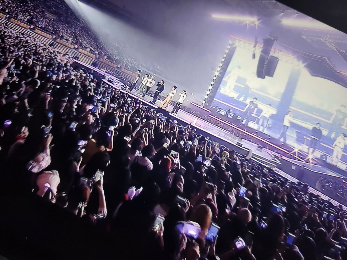 meJ_GazAl's tweet image. SHIISSHH BLOOD SAGA WAS SOO GOOD!!! 🔥🔥🔥 LIT PRODUCTION 💯💯💯 ENHYPEN'S LIVE VOCALS &amp;amp; THE BAND WERE A HIGHLIGHT 🥹🎸 
#DAY2 #ENHYPEN #BLOODSAGA #bloodsagaseoul